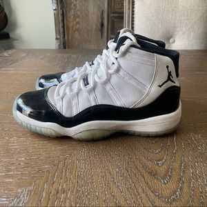 Air Jordan Retro 11 Concords Black White Sneakers Size 7Y